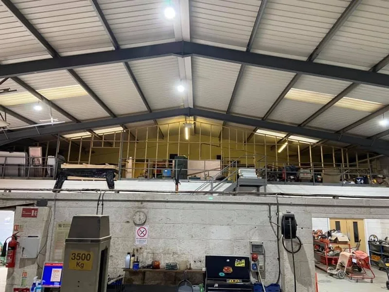 Steel roof structure inside a commercial warehouse unit