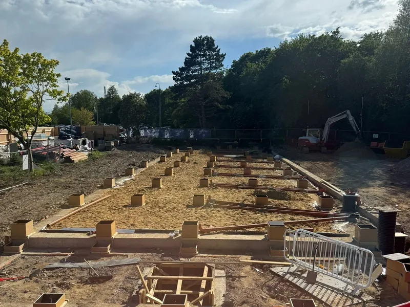 Shuttering and plinth blocks installed at Hinchingbrooke Hospital