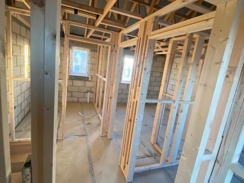 Internal timber stud framing in a new building